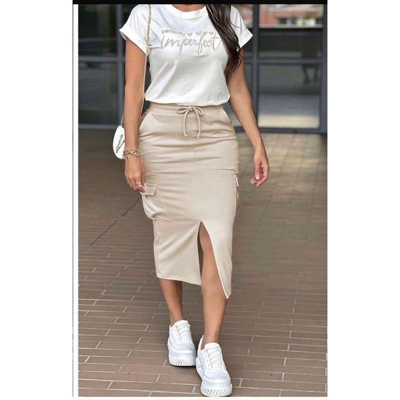 Short Sleeve Tops and Long Skirts set.