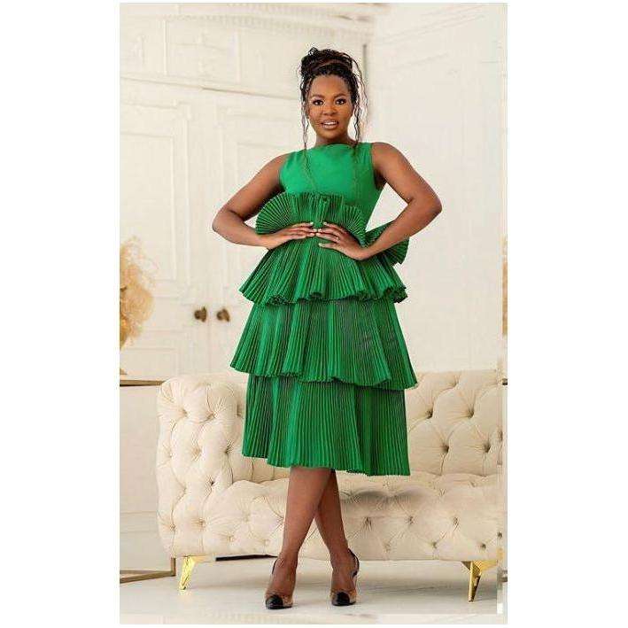 Pleated Sleeveless Midi Dress.