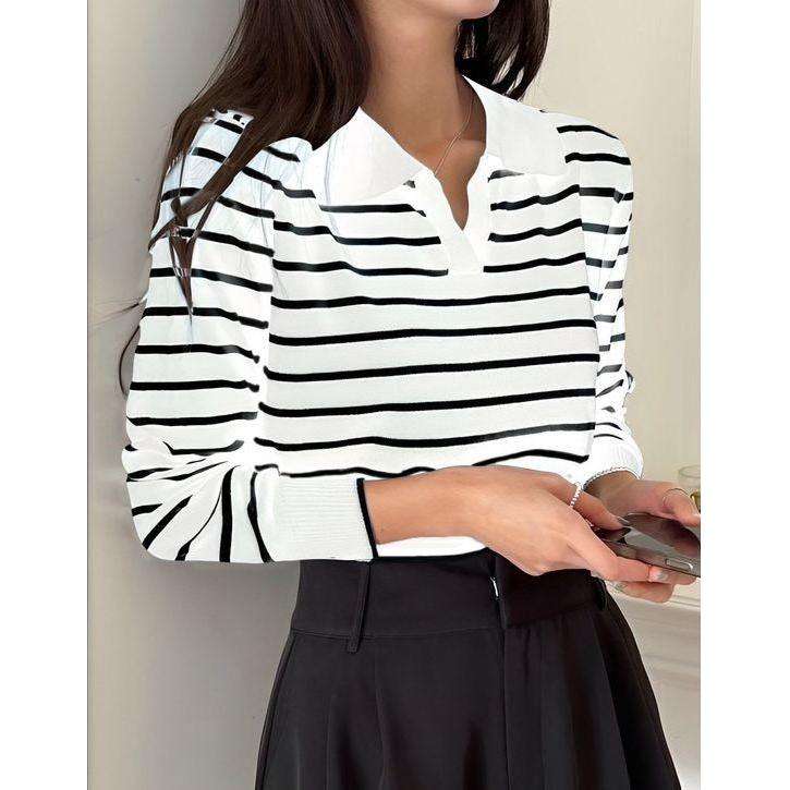 Striped V-Nek Top