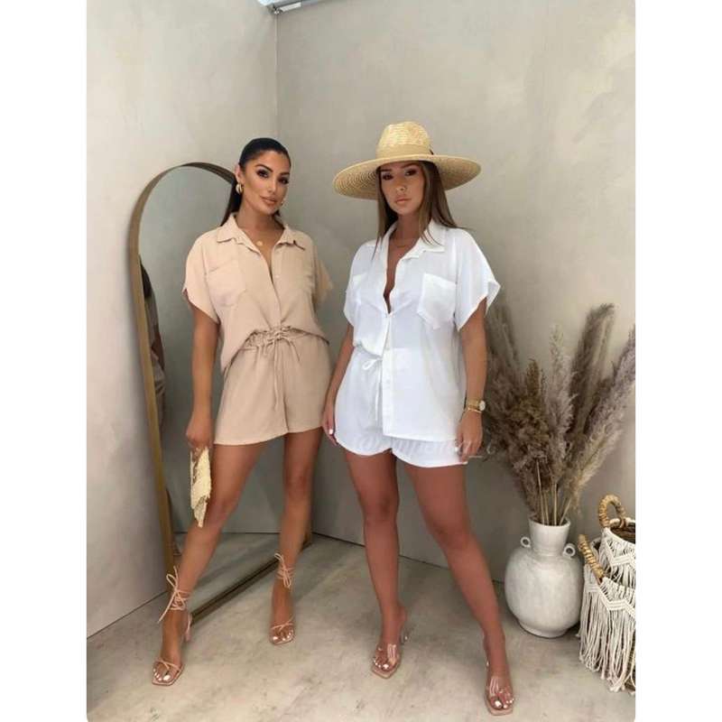 Short Sleeve Top and Shorts Outfits pants set.