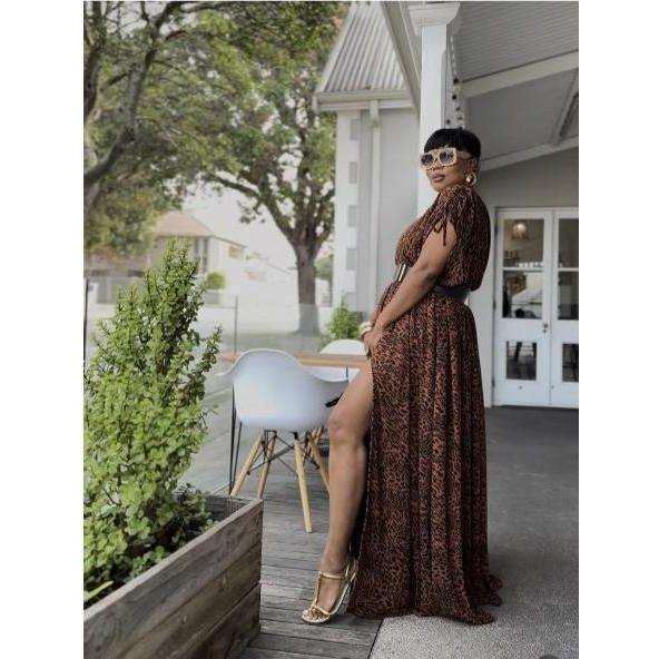 Allover Print Short Sleeve A-line Dress.