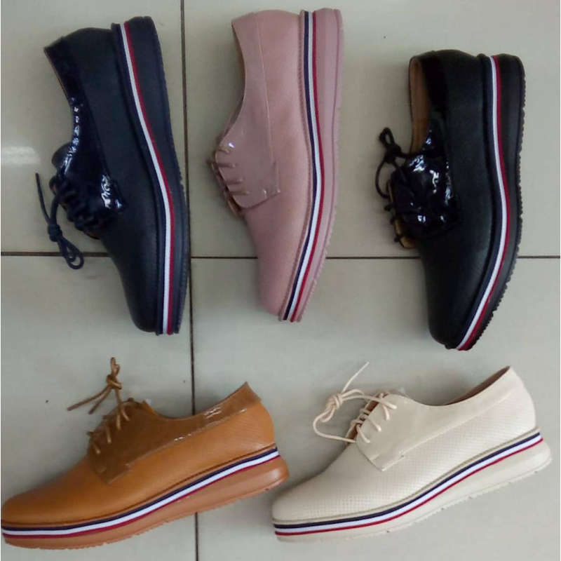 Women Lace Up Oxford Flat Stylish Casual Sneakers Shoes.