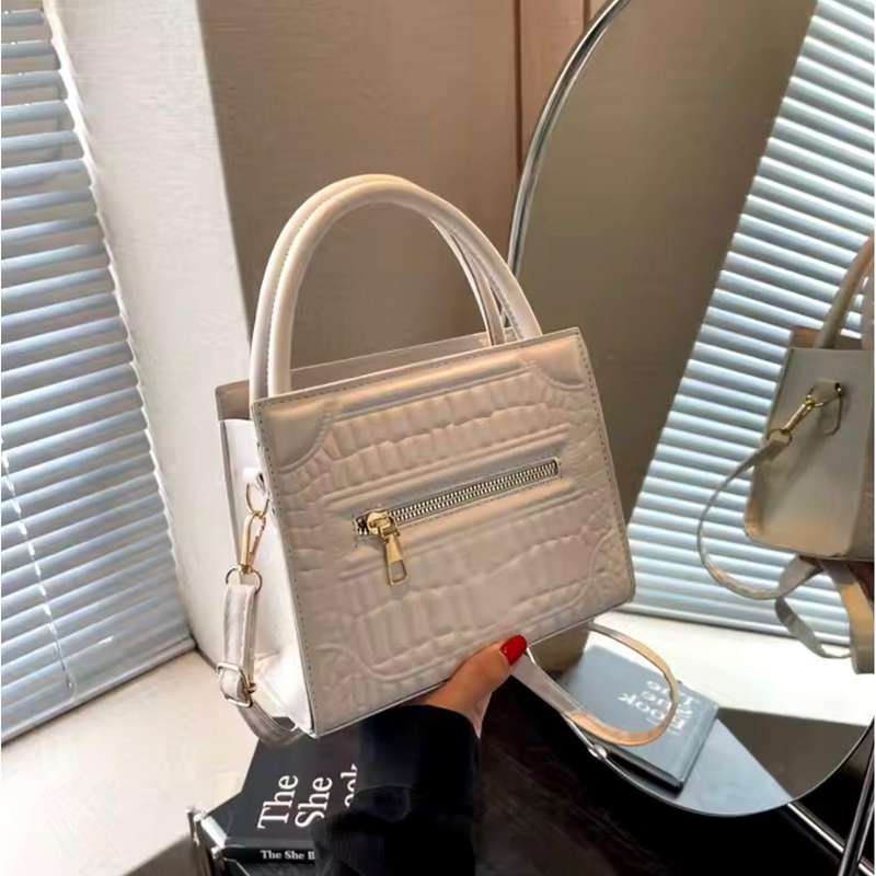 Crocodile pattern Simplicity Purse Crossbody Handbag.