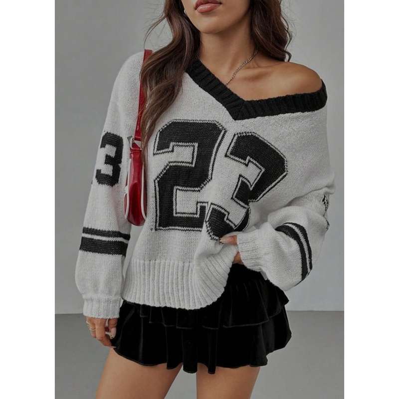 Numerical Pattern Long Sleeve Knitted Jersey