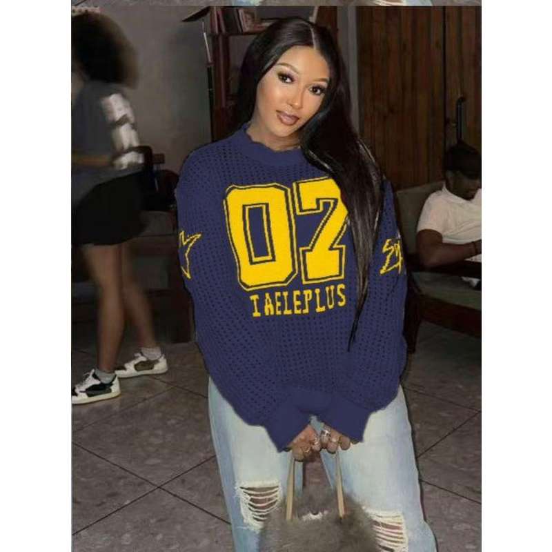 Round-Neck Numbers Print Pullover Sweater