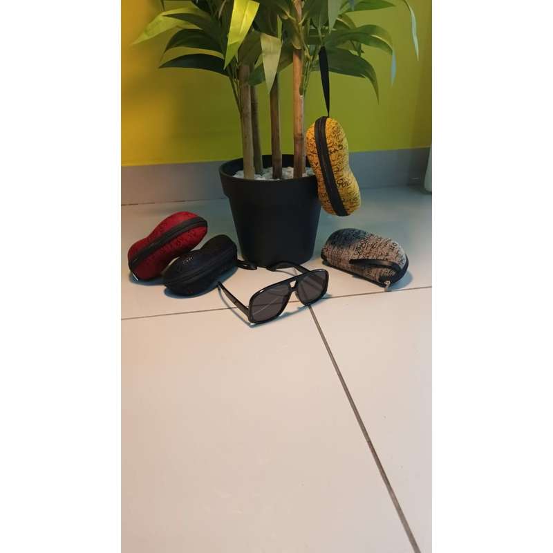Aviator Sunglasses for Men and Women - UV400 Radiation Protection