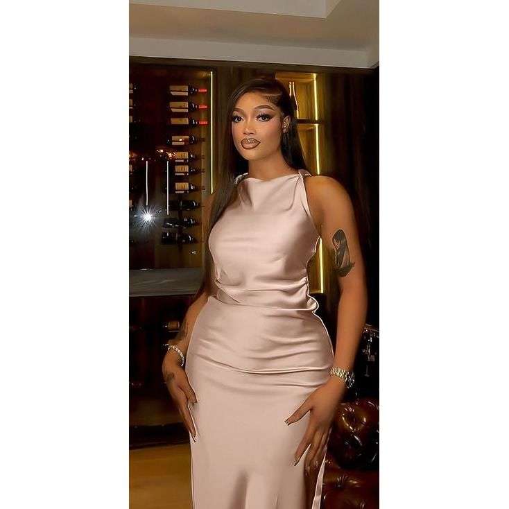 Round Neck Sleeveless Bodycon Midi Dress