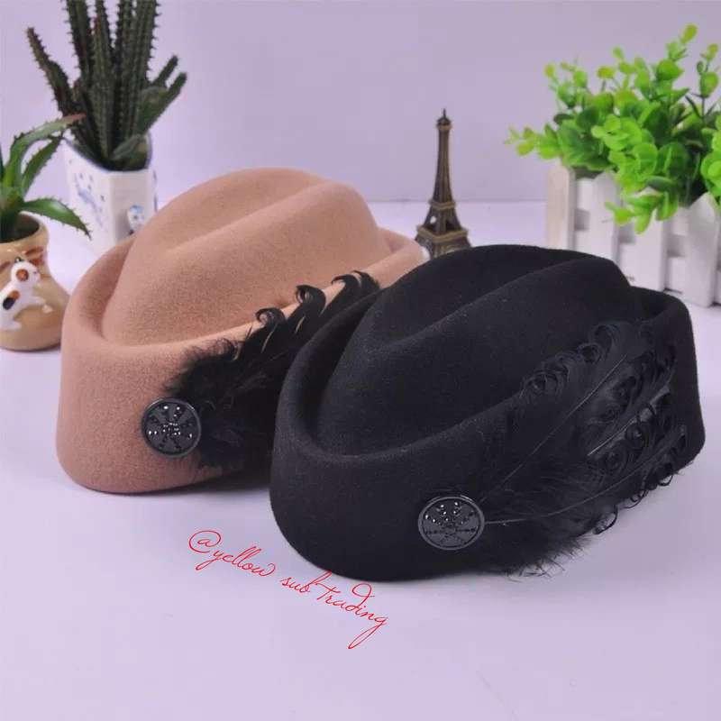 Decorated wool vintage Hats - GREEN