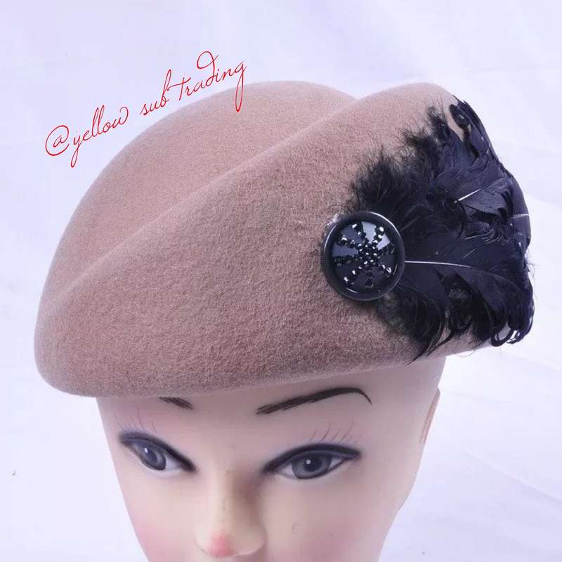 Decorated wool vintage Hats - GREEN