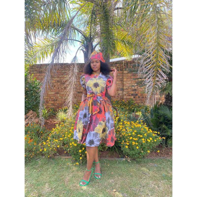 Short Sleeve High Waist Printed Dress - 40