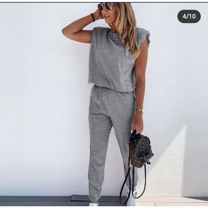 Sleeveless Top and Pants Set 