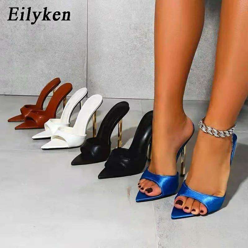 Flip flops Pointed toe Party shoes.