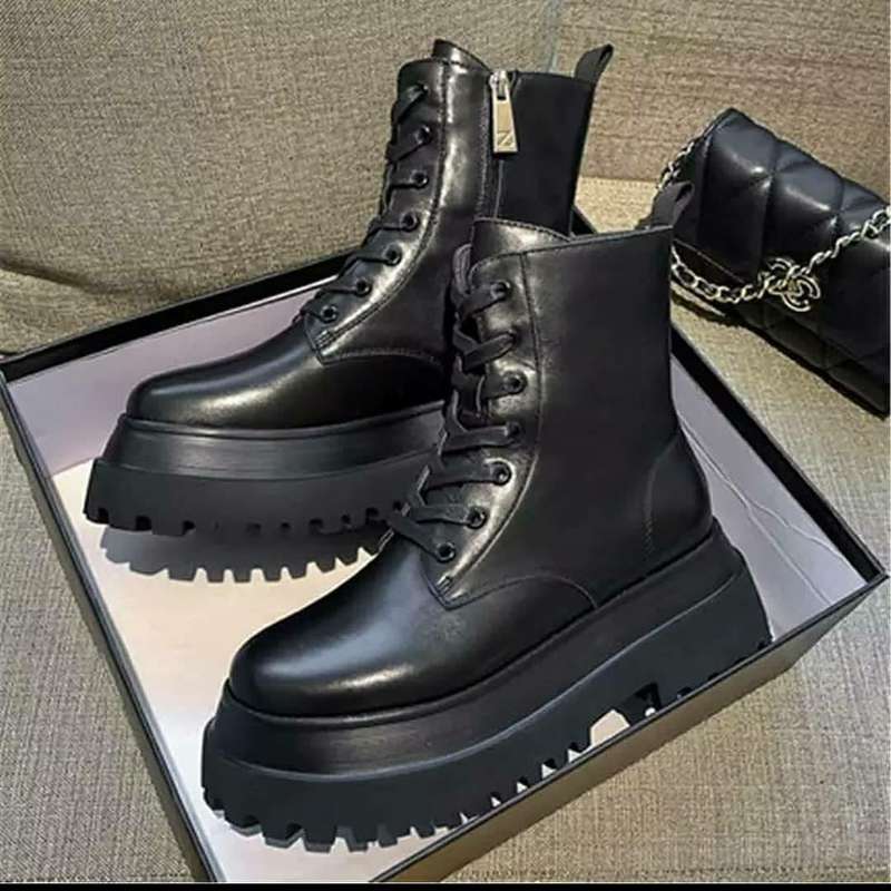 Platform Leather Ankle Boots - BLACK / 4