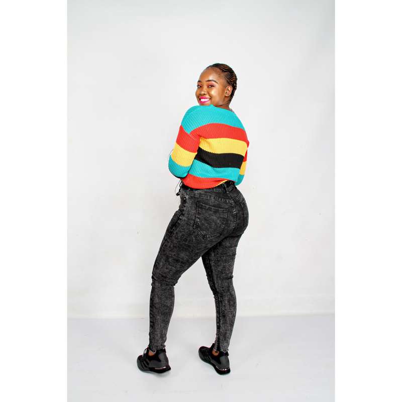 High Wasted Black Belted skinny jeans - 32