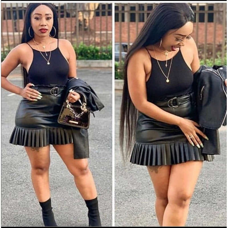 Bottom Pleated Mini Skirt - BLACK / L