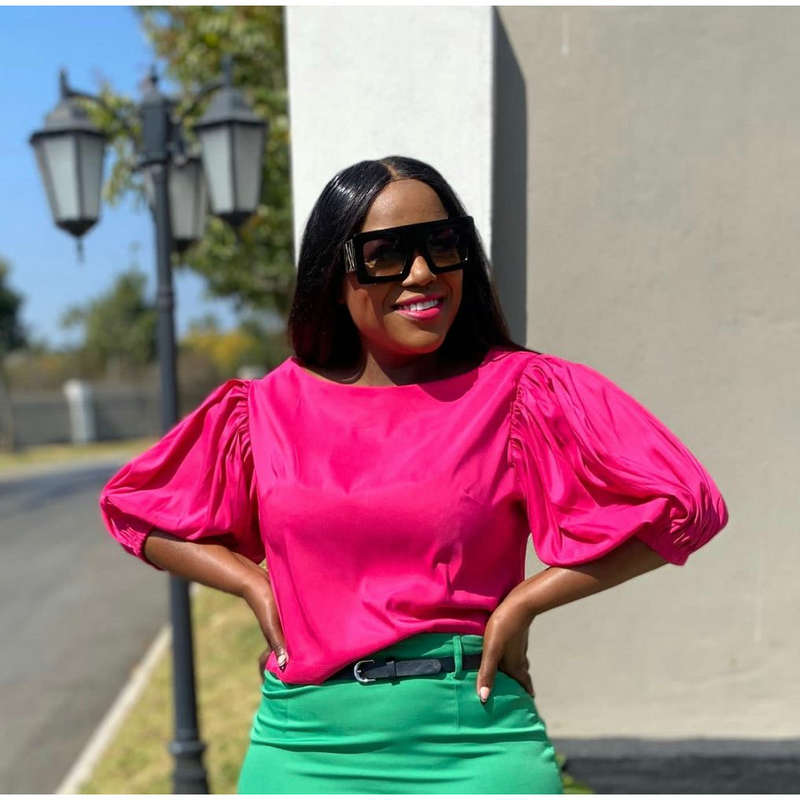 Lantern Sleeveless Blouse