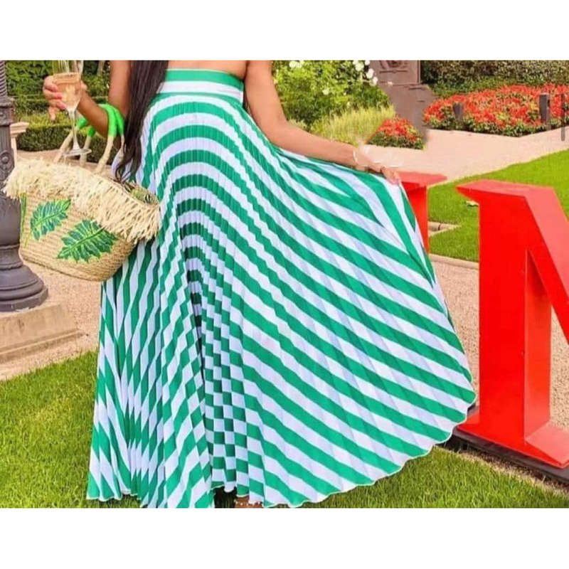Pleated Long Skirt