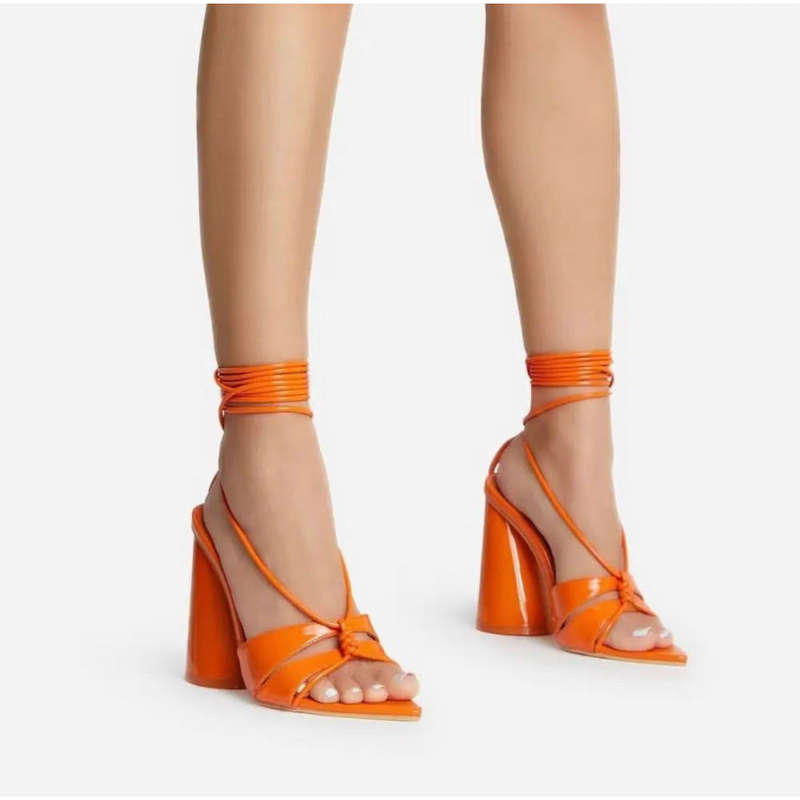 Point Toe Lace-up Chunky Heel