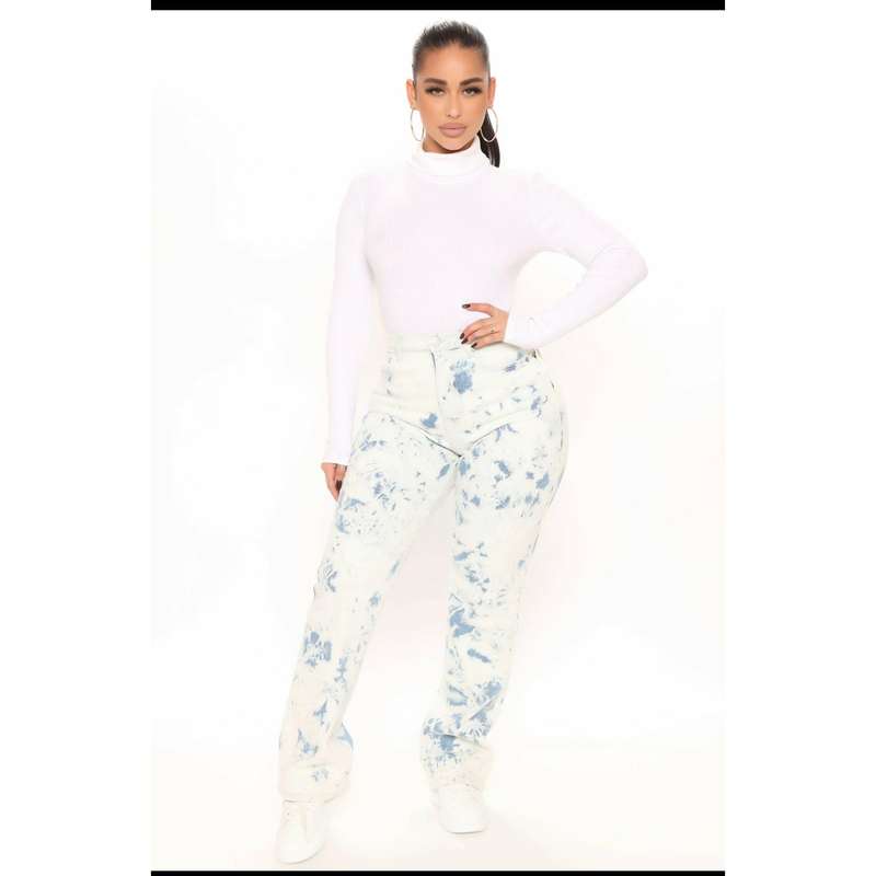 Straight Leg Boyfriend Jeans