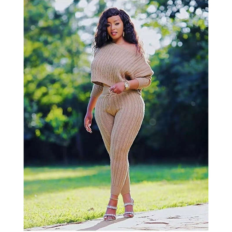 KNITTED 2 PIECES SET