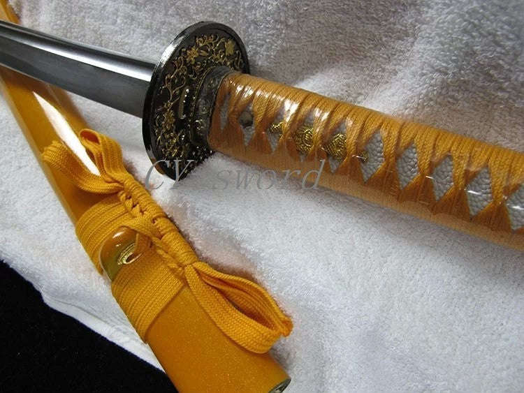 HANDFORGED JAPANESE KATANA CHRYSANTHEMUM TSUBA SWORD SHARPEND FULL TANG BLADE