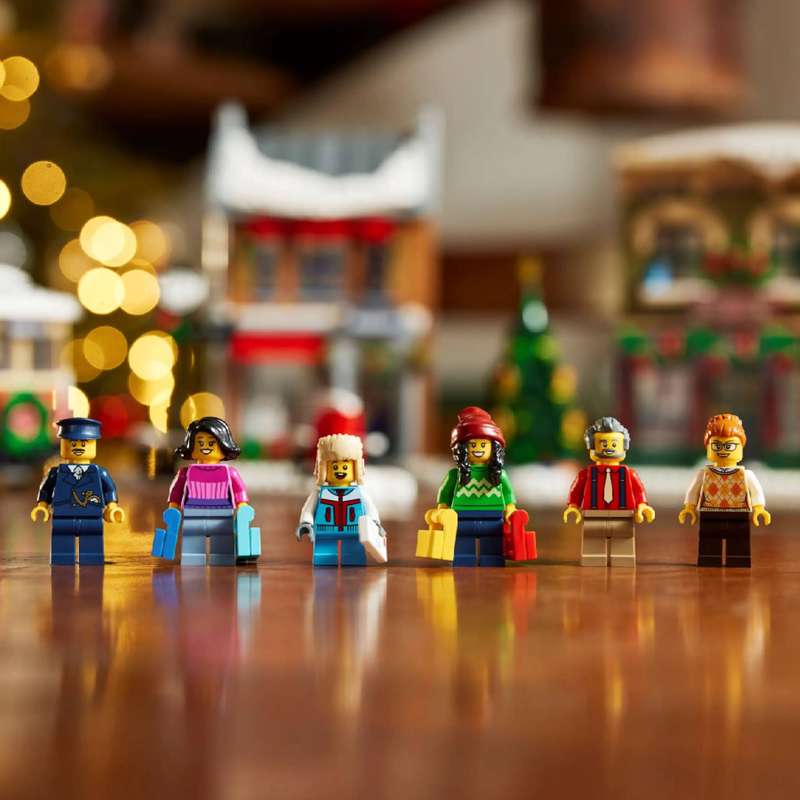 LEGO 10308 Icons Holiday Main Street