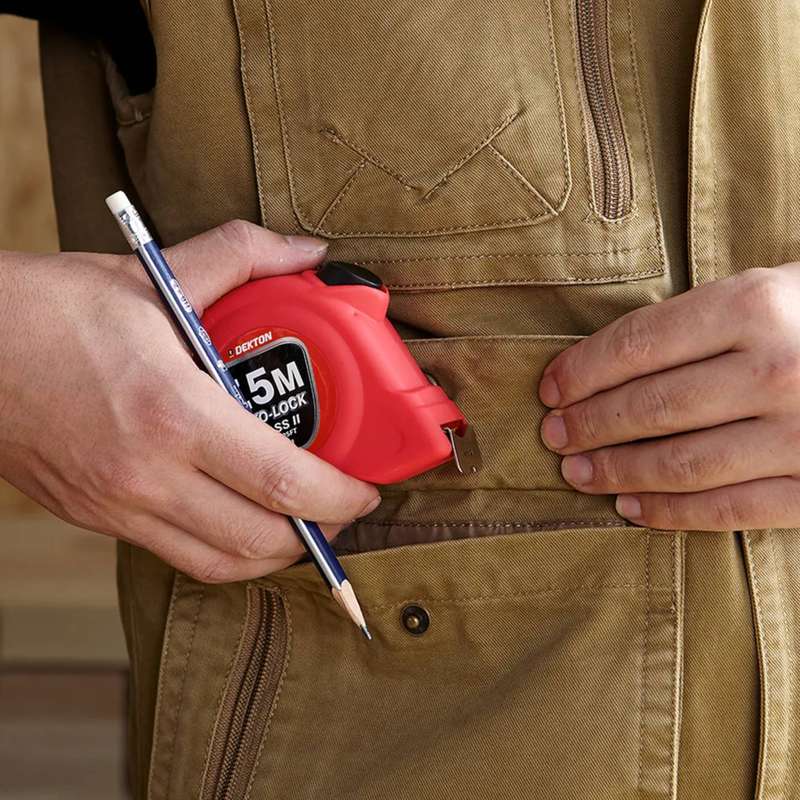 DEKTON HI VIS Red Soft Grip Auto-Lock Tape Measure 7.5m x 25mm