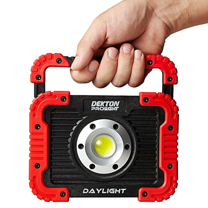 DEKTON Pro Light XW750 Daylight Worklight  750 Lumens / 100m Distance