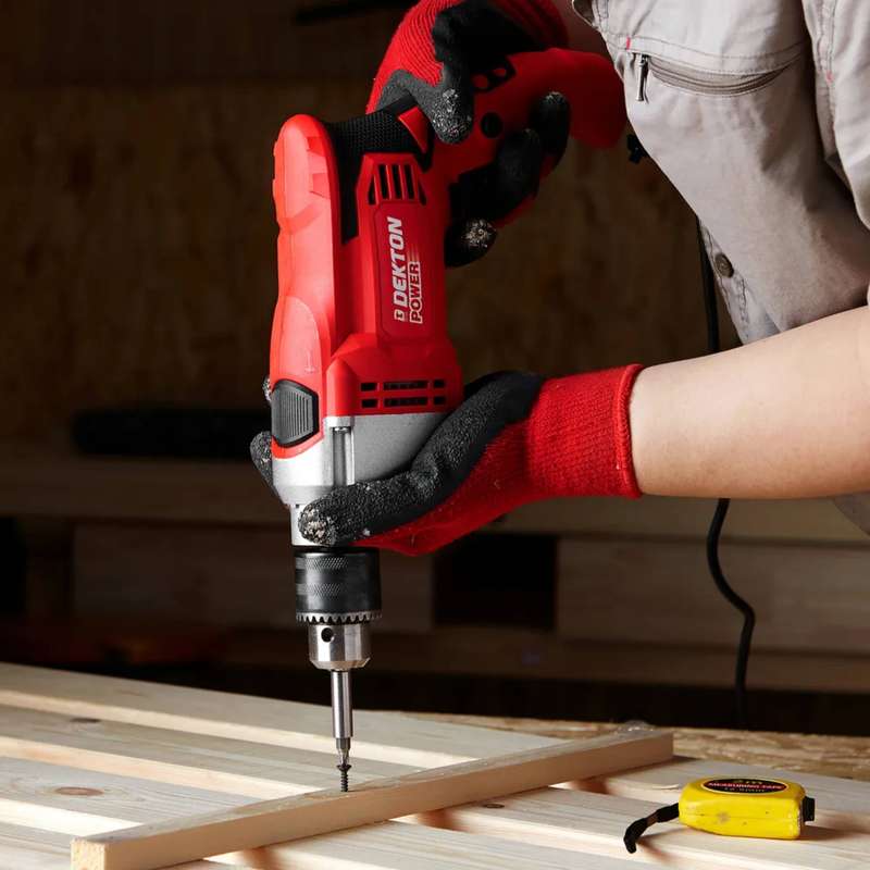 DEKTON 4-in-1 Chuck Key