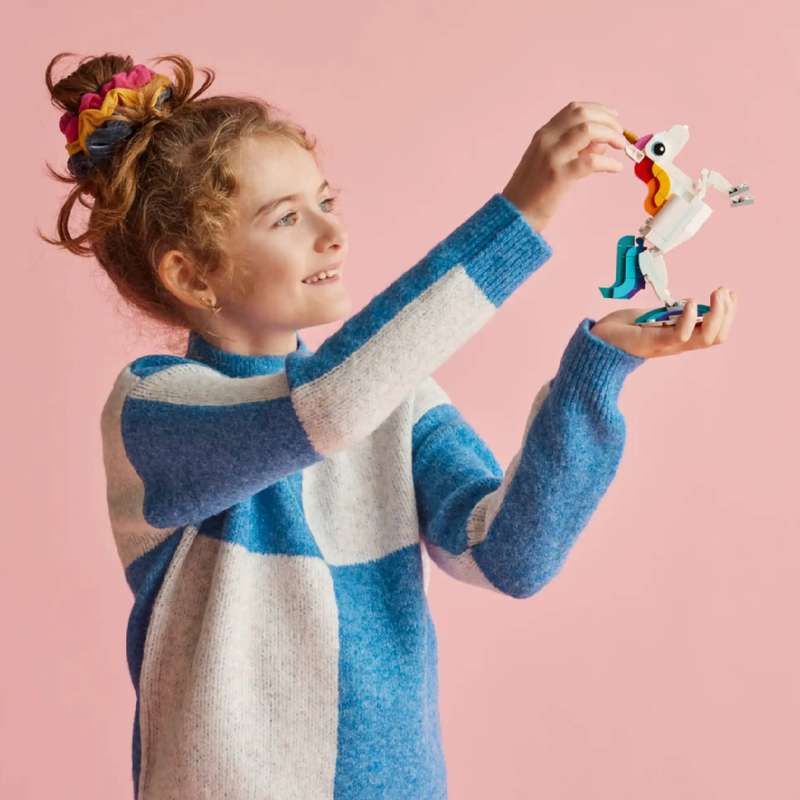 LEGO 31140 Creator 3-in-1 Magical Unicorn