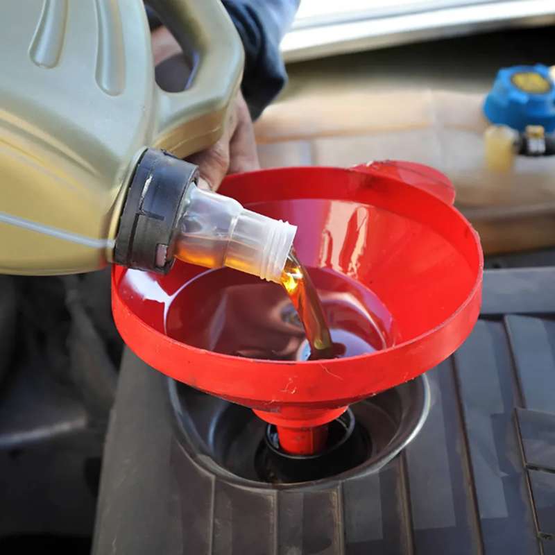 DEKTON 7 1/2" Funnel