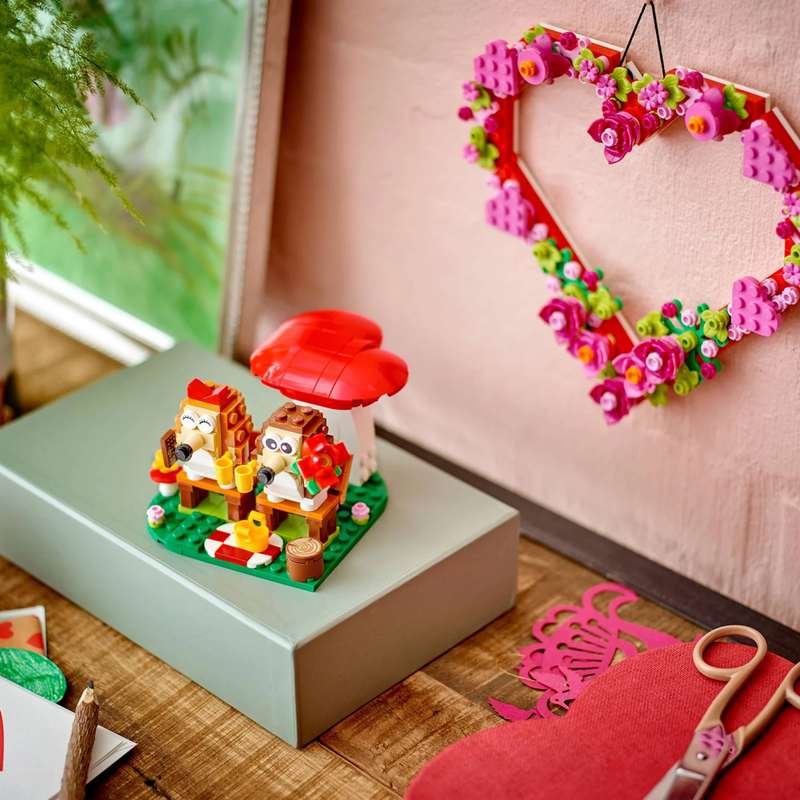 LEGO 40711 Hedgehog Picnic Date