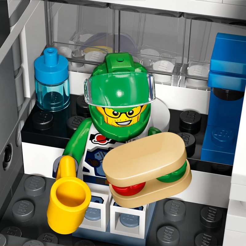 LEGO 60433 City Modular Space Station