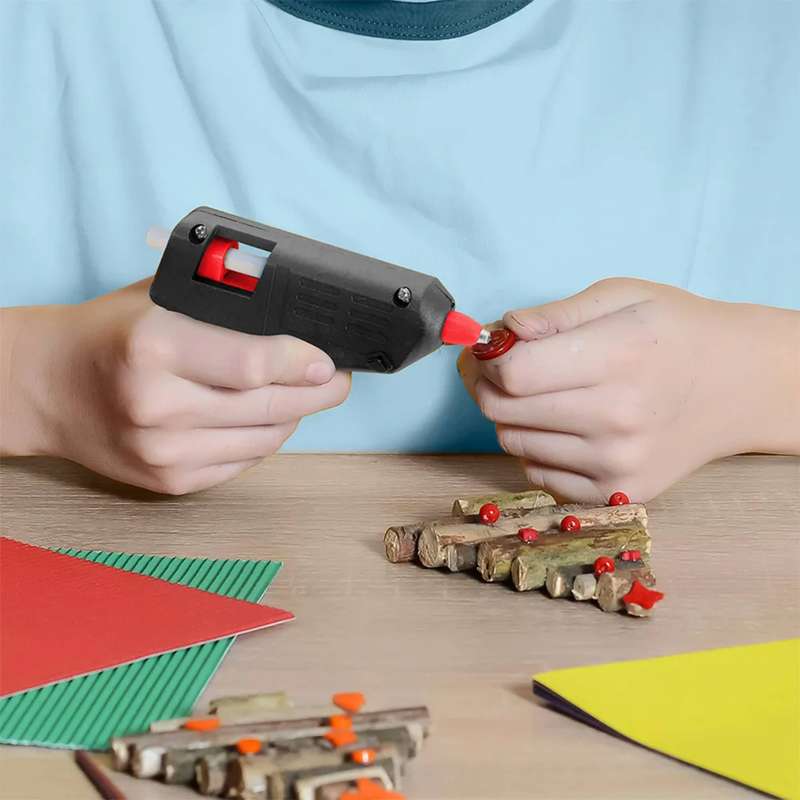 DEKTON Glue Gun with 100 Glue Sticks (EU Plug)