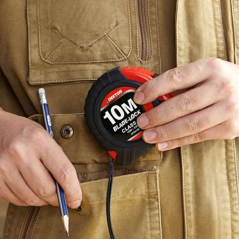 DEKTON 10m x 25mm Hard Case Tape Measure