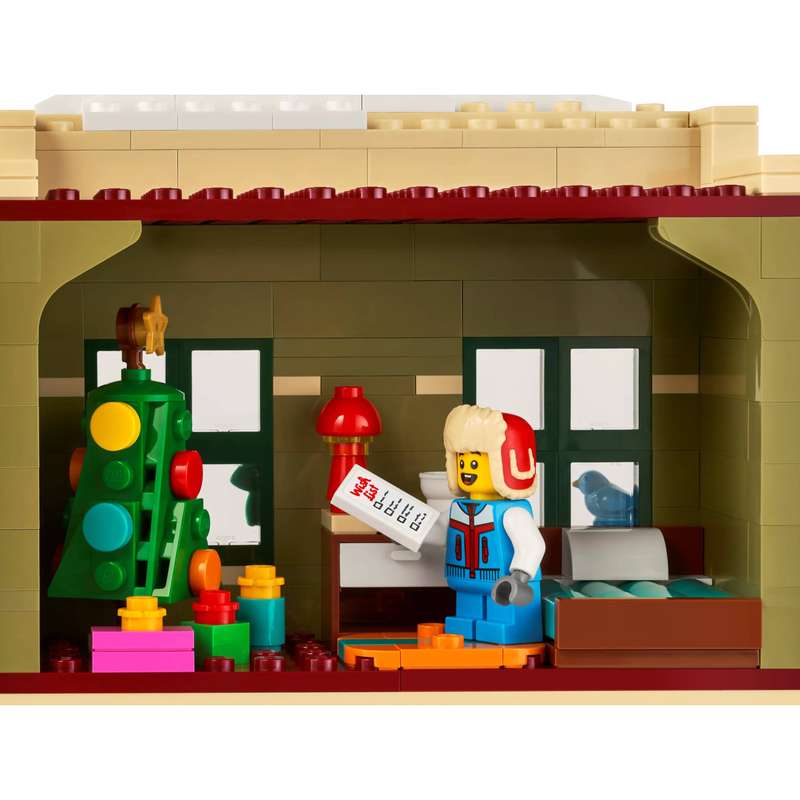 LEGO 10308 Icons Holiday Main Street