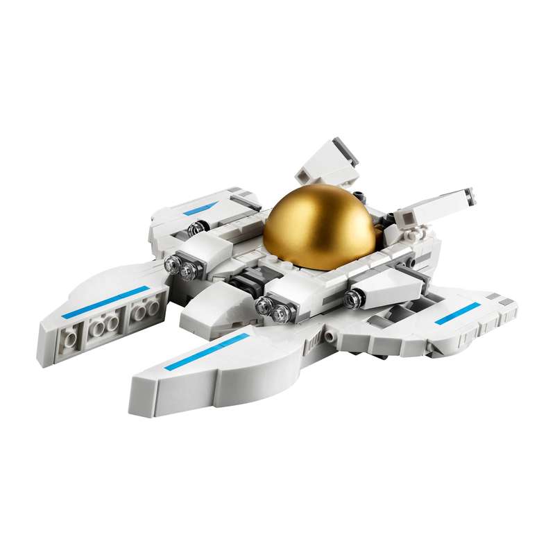 LEGO 31152 Creator 3-in-1 Space Astronaut Damaged Box