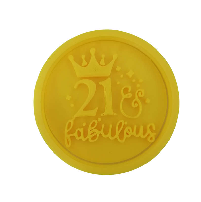 Hubbe Cookie Cutter - 21 & Fabulous