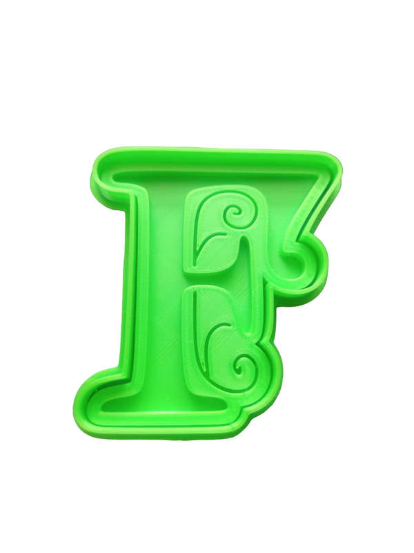 Hubbe Cookie Cutter - Gothic Letter F