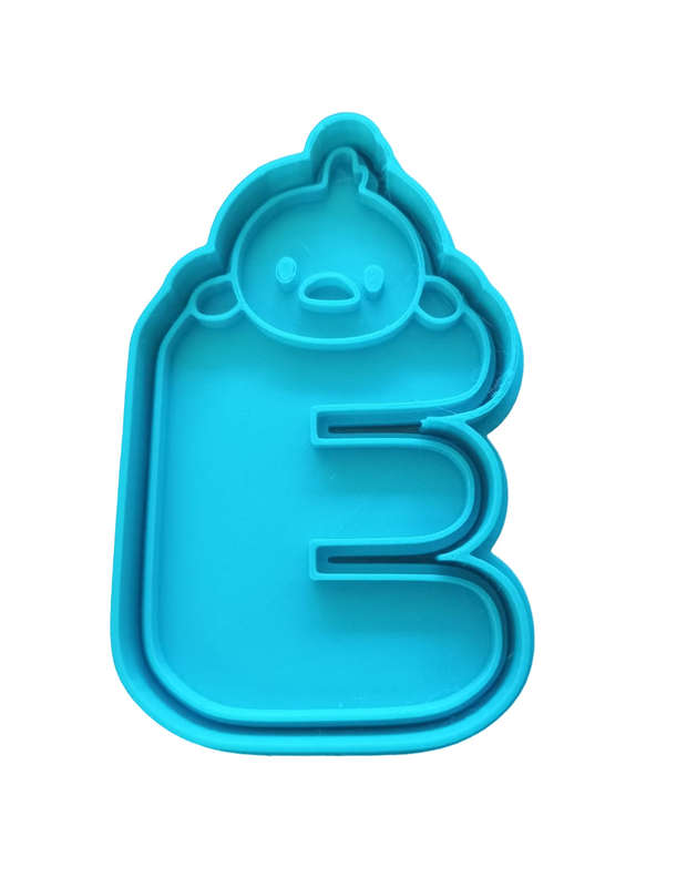 Hubbe Cookie Cutter - Cute Letter E
