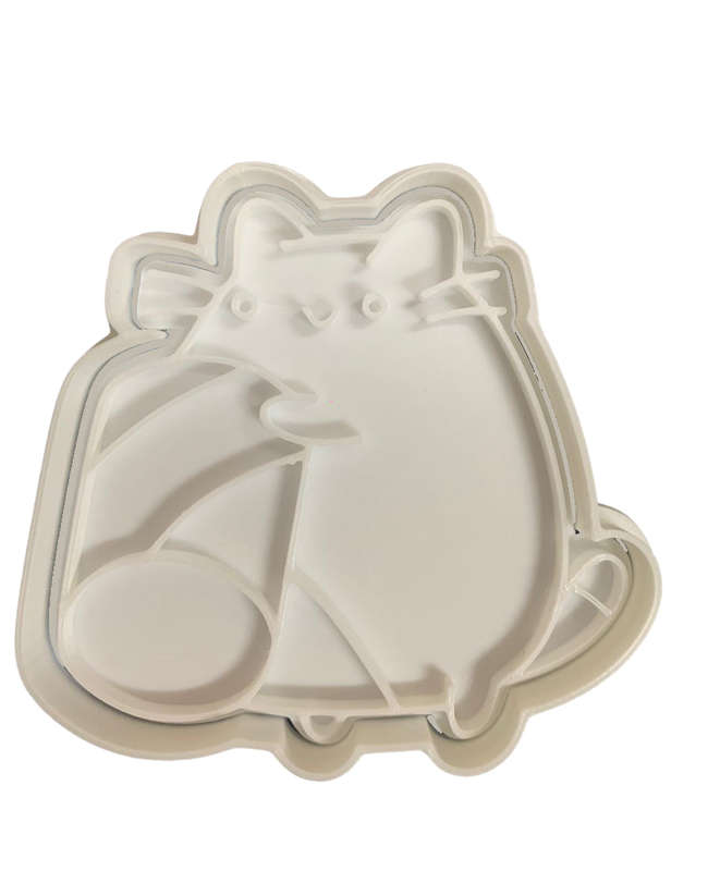 Hubbe Cookie Cutter - Cute Cat with a Toy