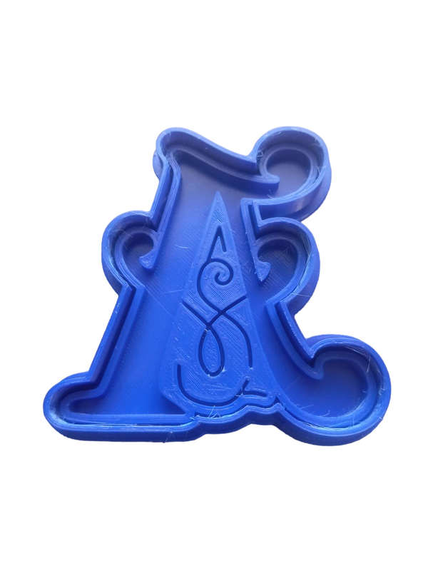 Hubbe Cookie Cutter - Gothic Letter A