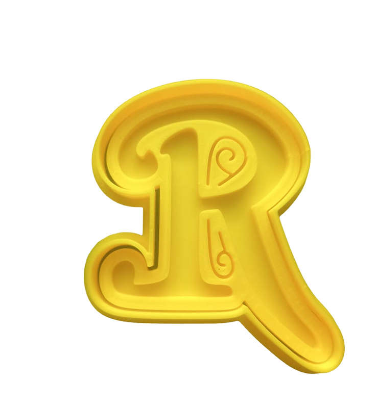 Hubbe Cookie Cutter - Gothic Letter R