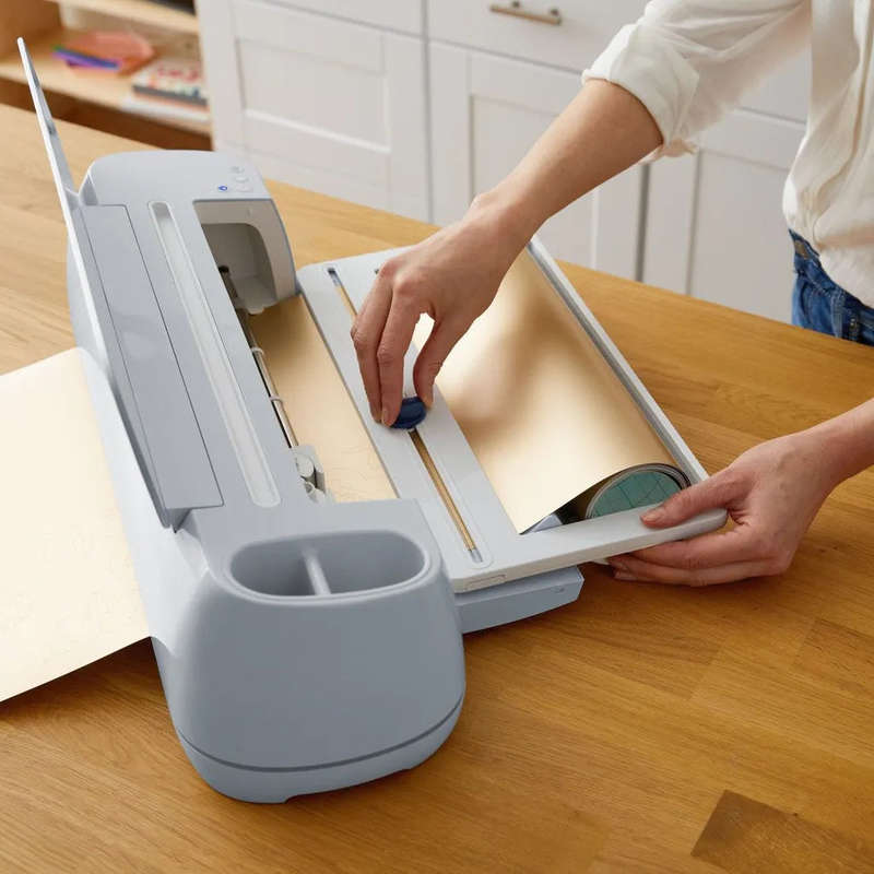 2009039 - Cricut Roll Holder for SmartMaterials