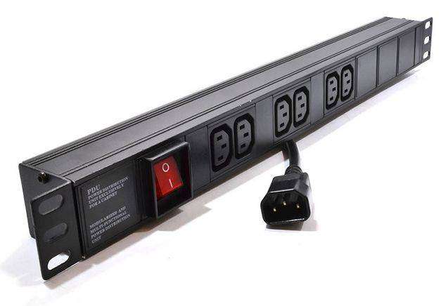 RCT 6-WAY IEC PLUG POWER DISTRIBUTION UNIT