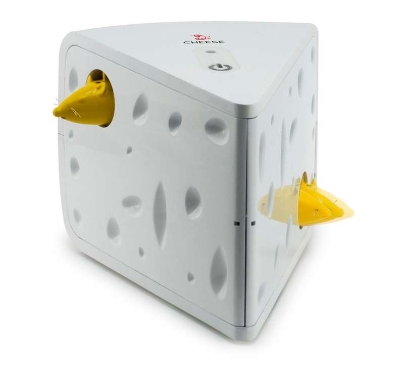PetSafe Frolicat Cheese Teaser Cat Toy