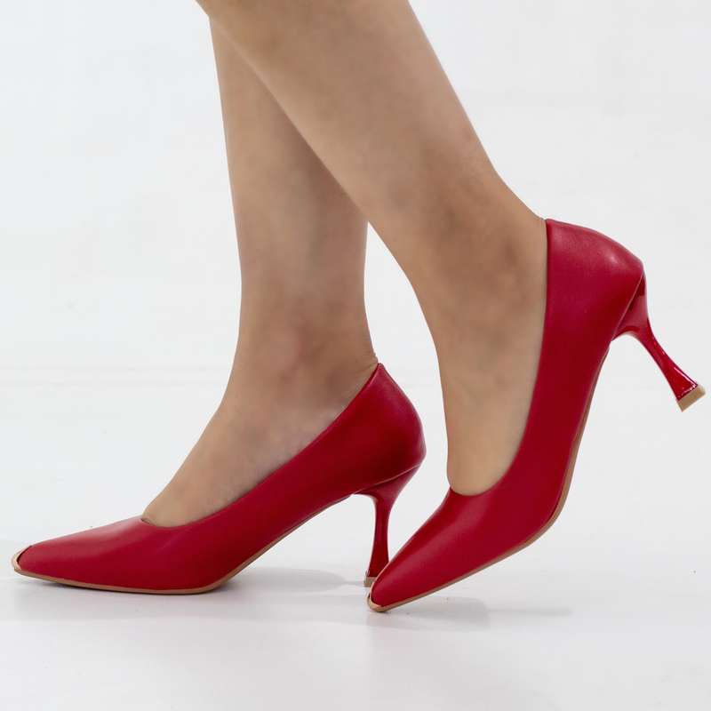 Doha Faux court with gold pointy toe on 8cm heel red