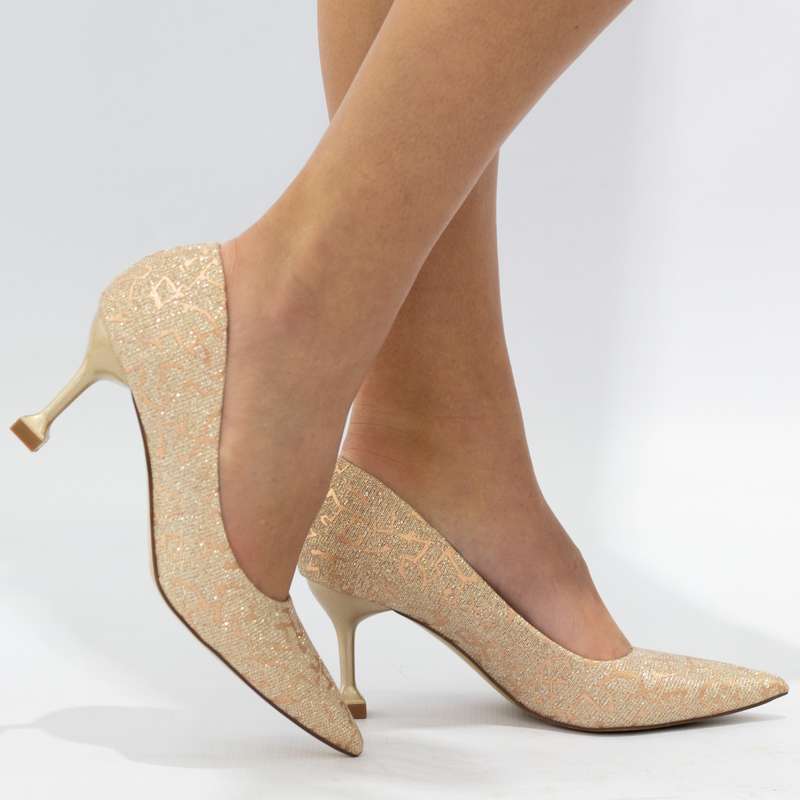 Latino shimmer court on a 7cm heel rose gold