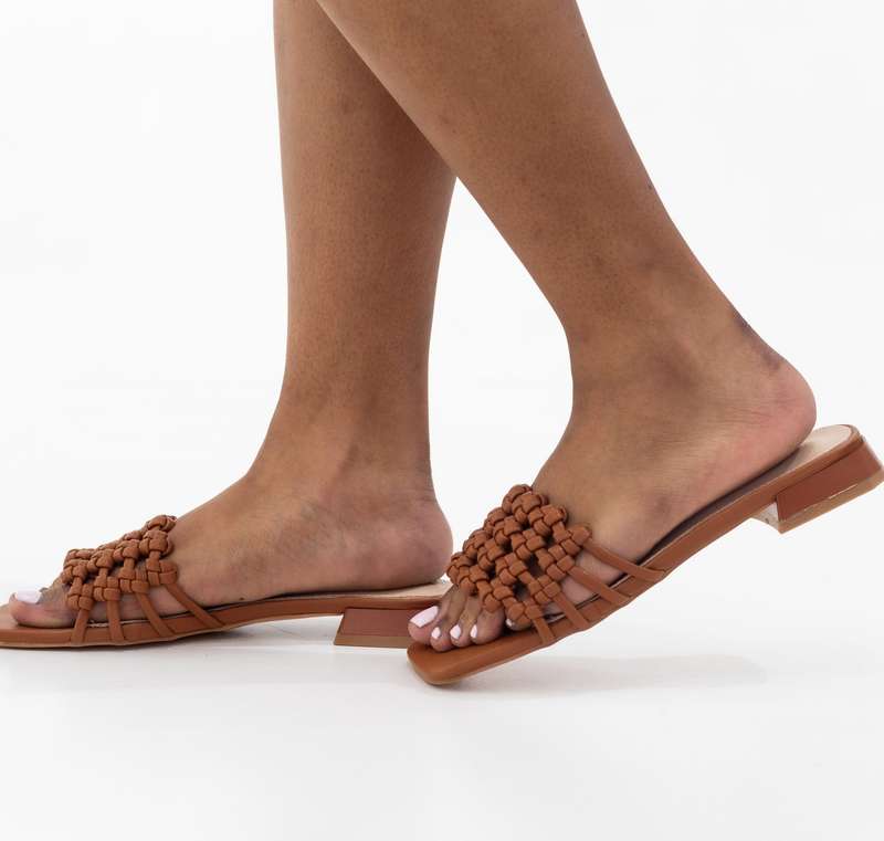 Unilody flat pleated slide on a 2cm flat heel brown