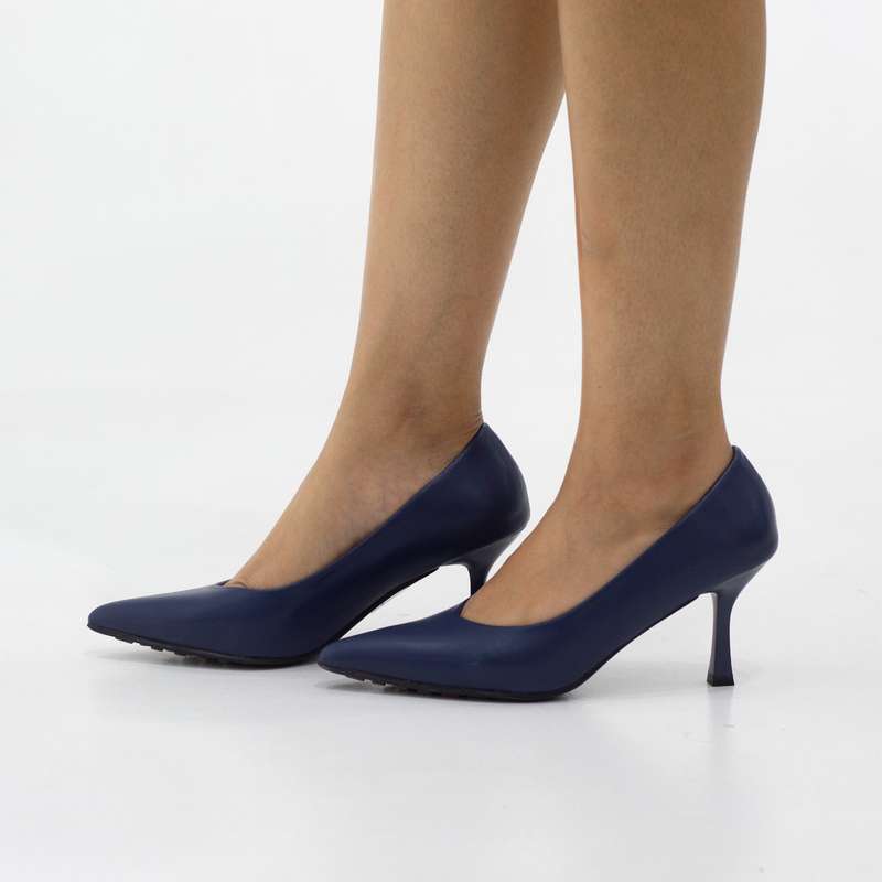 Astrid 7.5cm heel PU pointy court shoes